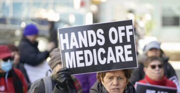 Readers talk about health insurance, police pay and tips - New York Daily News