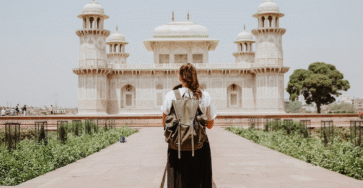 Top 10 tips for staying safe on a solo trip