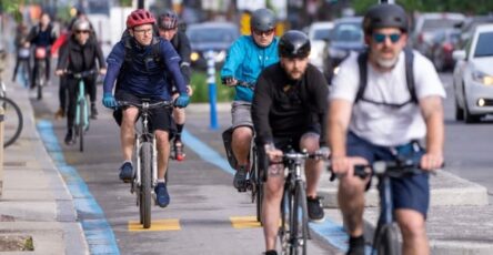 Quebec's SAAQ teaches 'Dutch reach' to prevent cyclists from being carried