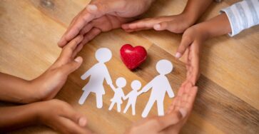 Things to keep in mind when buying a life insurance policy after 40