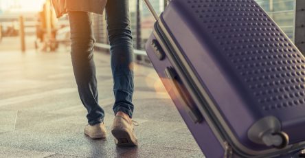 A Travel Expert Shares Key Tips For Not Losing Your Luggage When You Go On Vacation